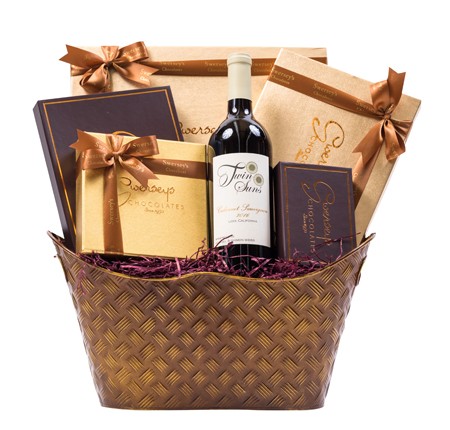 Rosh Hashanah Stylish Elegant Signature Wine Chocolate Gift Basket