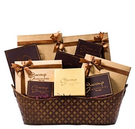 VIP Kosher Chocolate Gift Basket - Kosherline