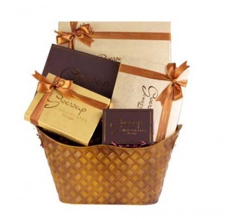 Hanukkah Signature Chocolate Gift Basket