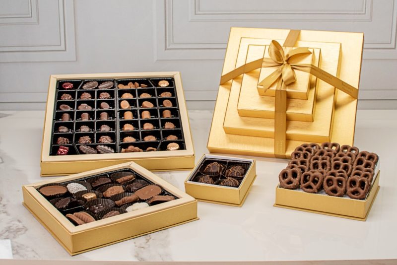 Deluxe Gold 4 Tier Chocolate Gift Tower - Kosherline