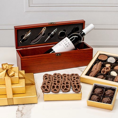 Executive 3 Tier Purim Wine & Chocolate Luxury Gift Box Set - Kosherline