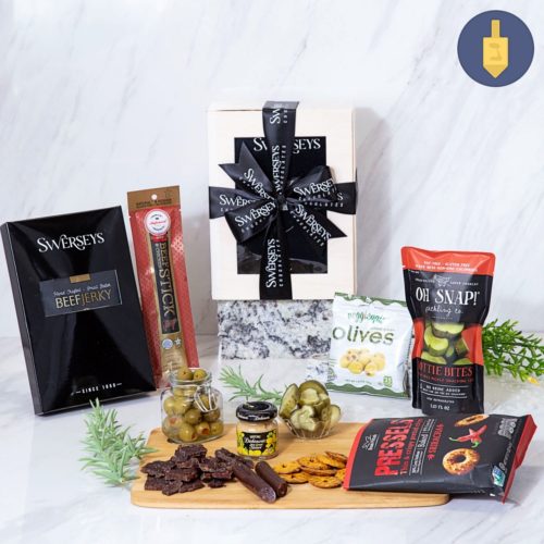 Hanukkah Deluxe Charcuterie Lover Gift Box - Kosherline