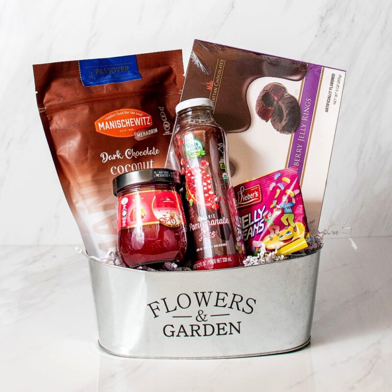 Premier Gourmet Treats Passover Gift Basket - Kosherline
