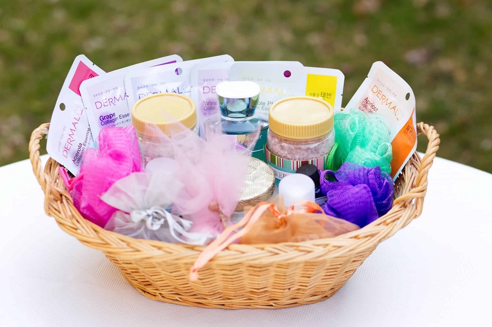 Kitchen Gift Basket for Mother's Day - 10 Tips for the Perfect Basket